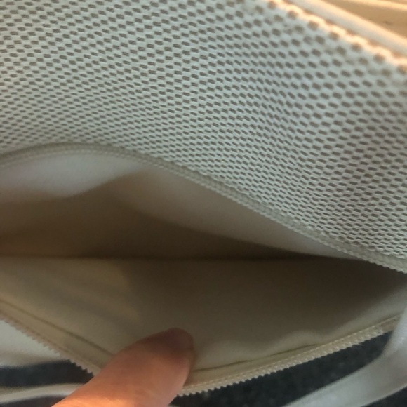 Maxime Cream Shoulder Strap Handbag - Picture 9 of 16